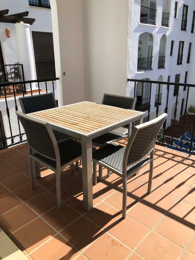 Apartament Puerto De La Duquesa Sea View Manilva Zewnętrze zdjęcie